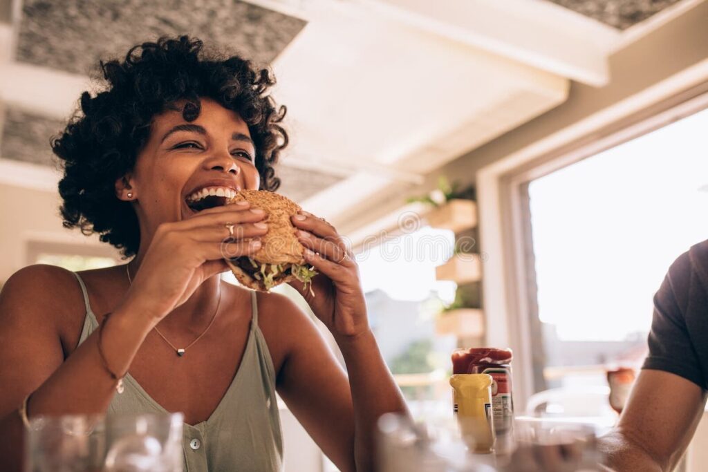 “He Ordered Me Wine, Paid My Bill, Then Vanished With My ₦500K” – Lady Narrates How ‘Handsome Stranger’ Duped Her After Restaurant Date